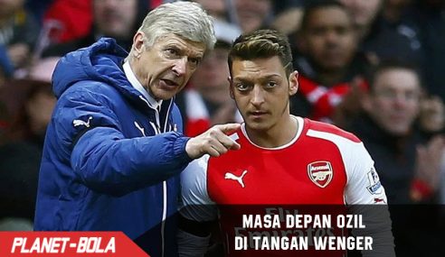 Ozil Pastikan Masa Depannya Ada di Tangan Wenger