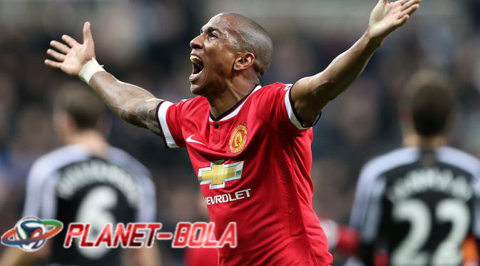 Ashley Young Impikan Bela Inggris di Piala Dunia 2018