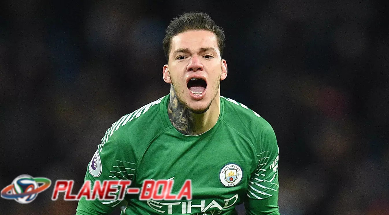 Ederson Dapat Perpanjangan Kontrak 7 Tahun